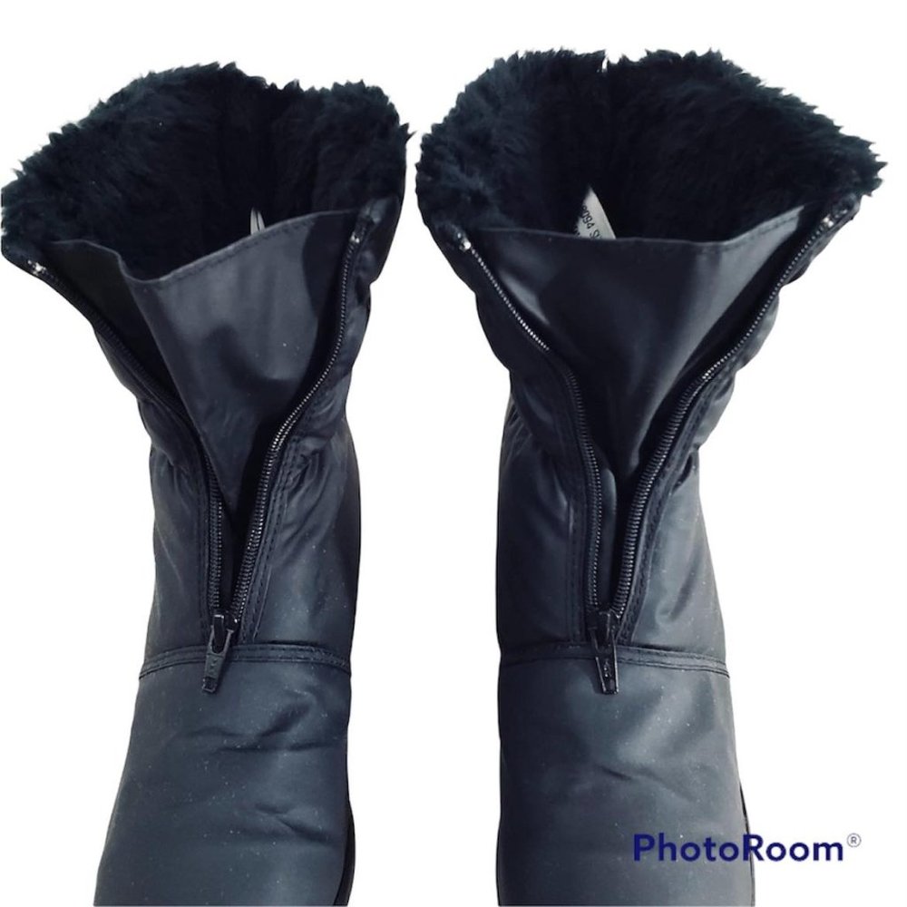 Comb Last Woman's Sz 11M Snow boots black almond toe fur lined rubber soles - Picture 5 of 12